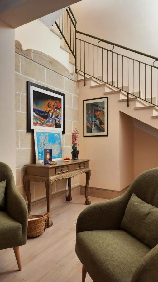 Albergo Bouganville ファヴィニャーナ エクステリア 写真